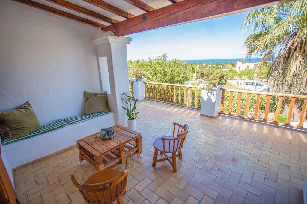 Casa De Campo Cala Bassa Villa San José Екстериор снимка